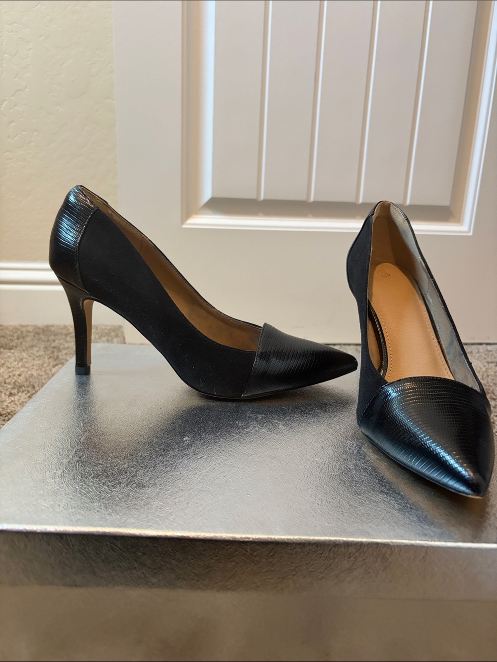 Classic Black Pointed-Toe Women's Stiletto Pumps